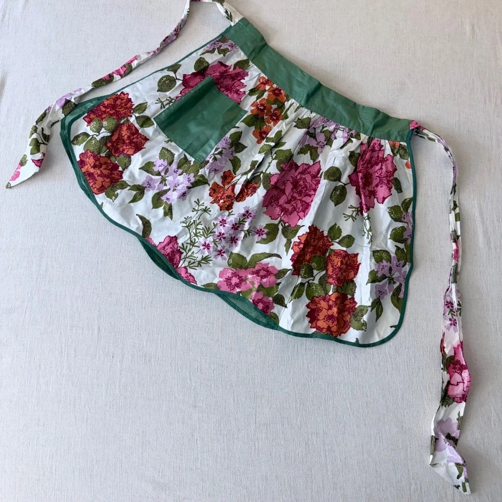 Vintage Reversible Floral Half‎ Apron Green Pink White One Size Pocket